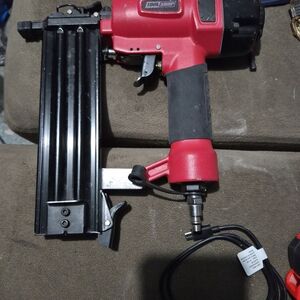 Tool Shop 288-2195 Pneumatic 18GA Brad Nailer Used